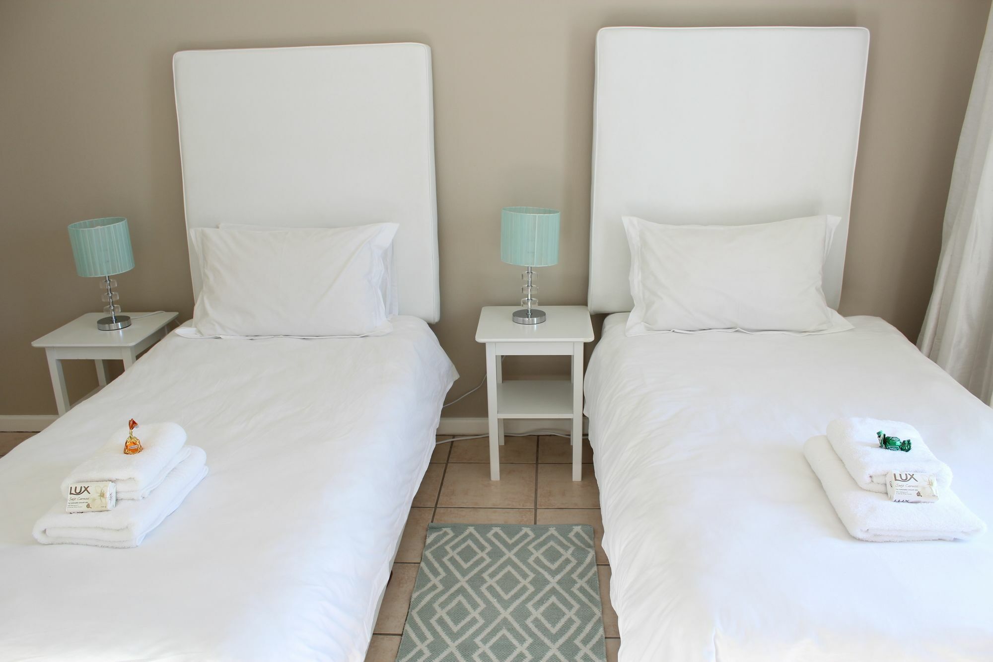 Saffron House Guesthouse Fokváros Kültér fotó